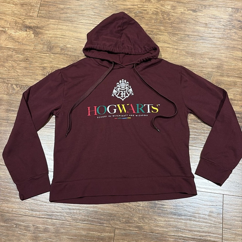 Harry Potter Hogwarts maroon hoodie sweater kids size L.